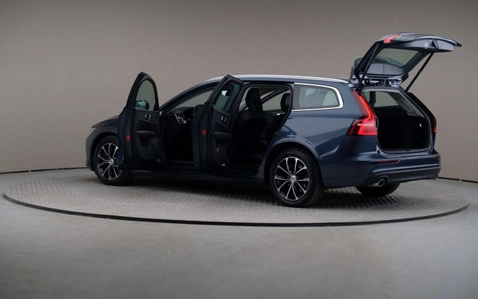 Volvo V60 cena 134899 przebieg: 102313, rok produkcji 2021 z Szczecin małe 326